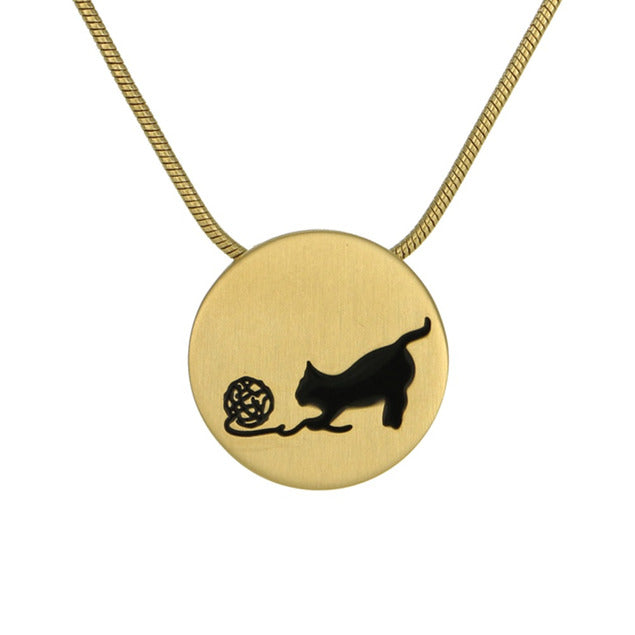 Bronze Round Cat & Yarn